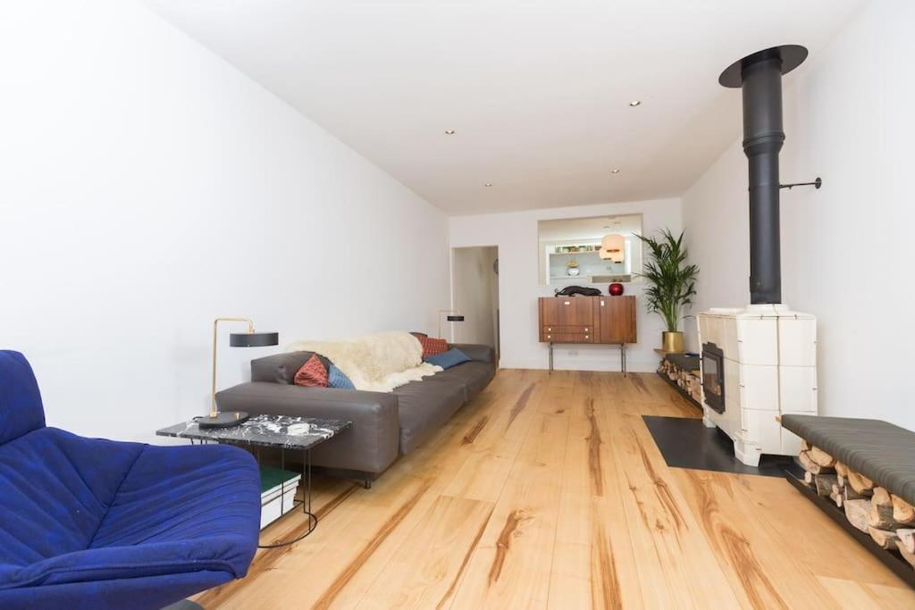 Large Townhouse Just 2 Minutes From The Sea/I360! Villa Brighton Exterior photo